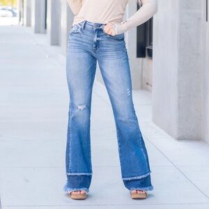 KanCan Women’s Double Frayed Hem High Waisted Flare Jeans Size 30/13